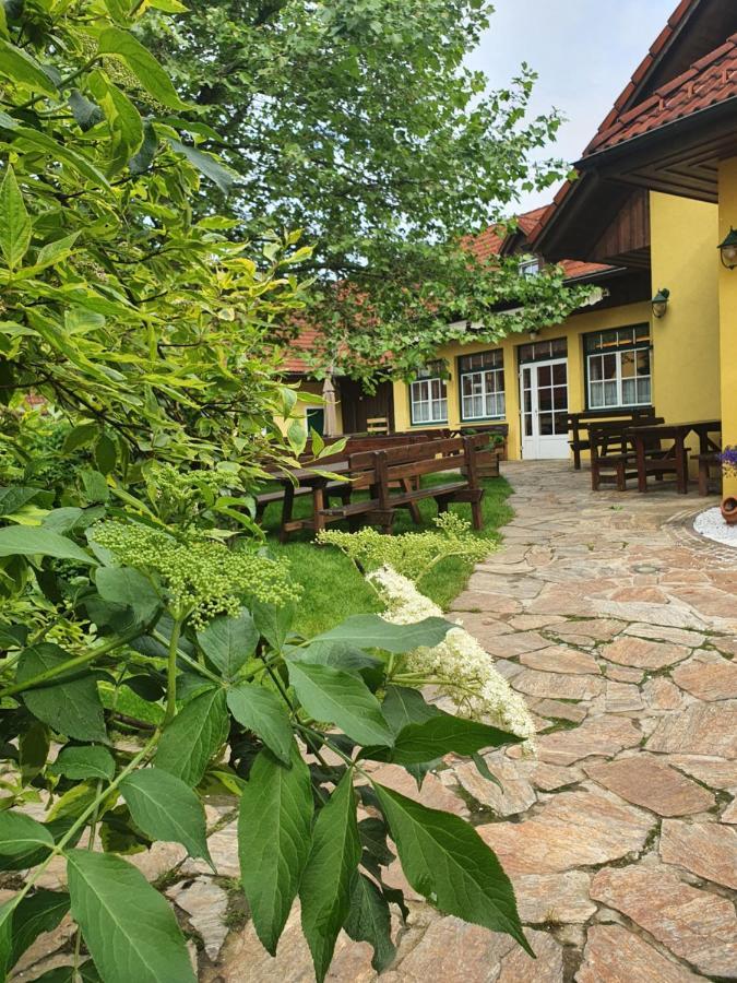 Отель Landhof Steinbaeck Sankt Stefan ob Stainz Экстерьер фото